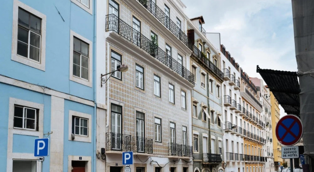 Urban Vista in Lisbon - by Misha s Place 5D