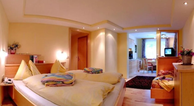 Ortnerhof, Rezerwuj Apartament Hotele w Salzburg z parkingiem, Parking
