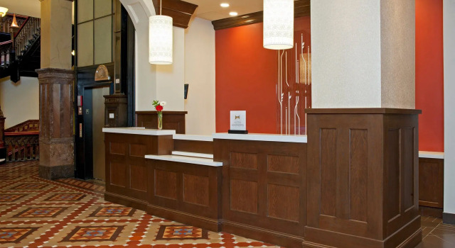 Hilton Garden Inn Milwaukee Downtown