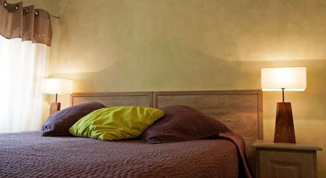 Logis Hôtel Restaurant Le Domaine de lEau Vive, Забронировать Отель Ларжантьер Ardèche