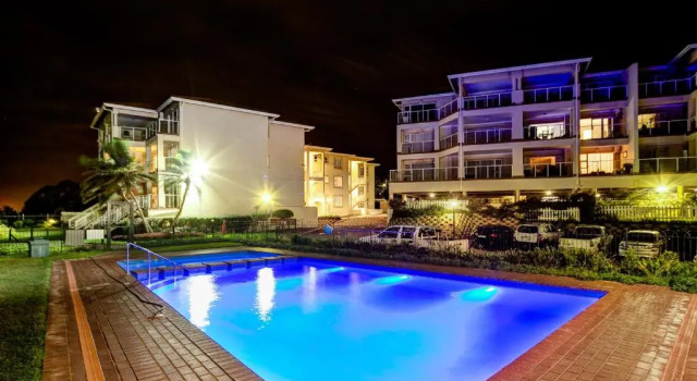 Апартаменты с видом на бассейн Illovo Beach Apartments at La Mer