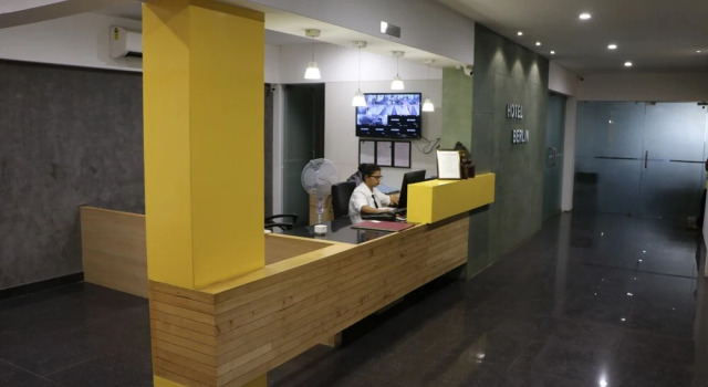 CAPITAL O 74149 Hotel Berlin