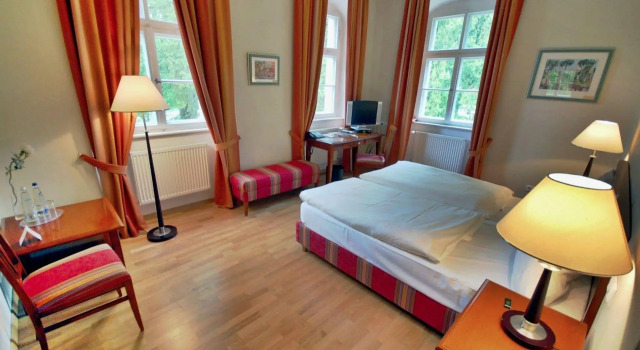 Schloss Burgellern, Rezervasyon Otel Schesslitz Franconian Switzerland