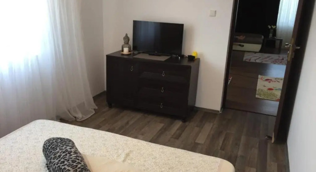 Apartament Elenys
