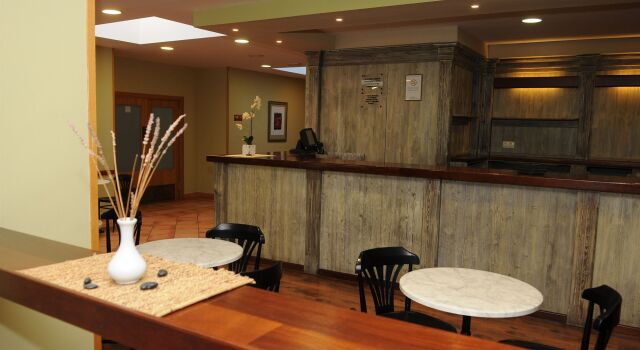 La Figuerola Hotel & Restaurant, Забронировать Отель Отели Tarragonès с завтраком, Завтраки
