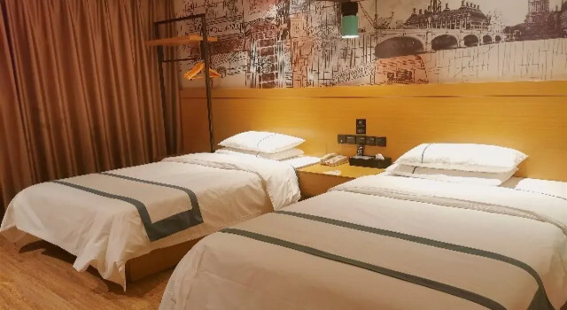 City Comfort Inn Xiaogan Xiaochang Bus Passenger Station, Забронировать Отель Отели Сяочанг с парковкой, Парковка