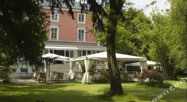 Hotel Restaurant Villa Fayence, Забронировать Вилла Валлерфанген 