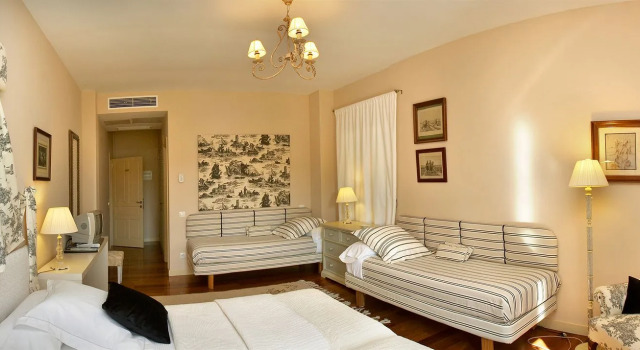 Hotel Santa Coloma del Camino, Buchen Sie Hotel Sasamon Kastilien-León