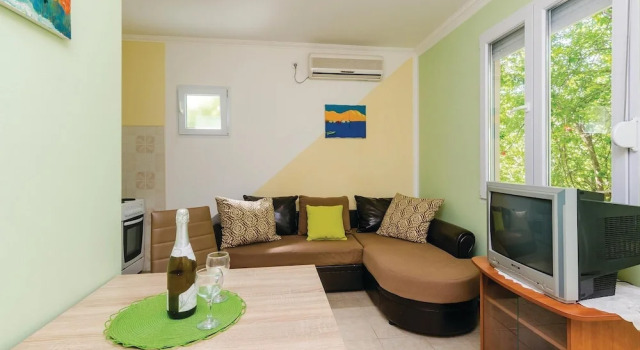 Stunning Home in Herceg Novi With 1 Bedrooms and Wifi