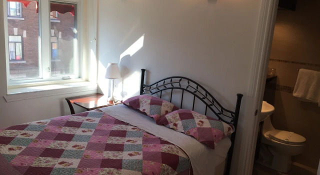 Номер Economy Hotel Star Montreal
