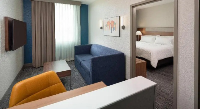 Двухместный люкс c 1 комнатой Holiday Inn Express Miami Airport-Blue Lagoon Area by IHG
