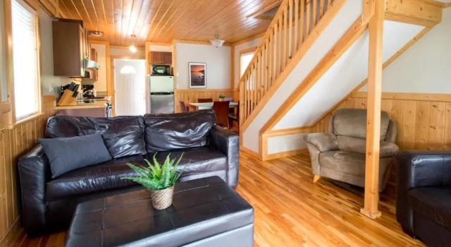 Коттедж с 2 комнатами с видом на воду Reef Point Cottages
