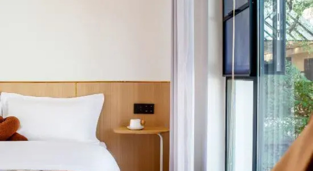 Люкс Deluxe Thick rice light luxury homestay (wuyi square chaozong ancient street shop)