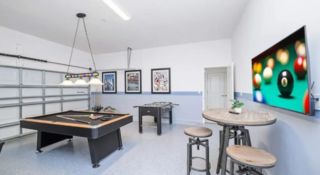 Upstay Wonderful Resort Home w Patio & Pool Sleeps 26, Rezerwuj Ośrodek wypoczynkowy Kissimmee Kissimmee