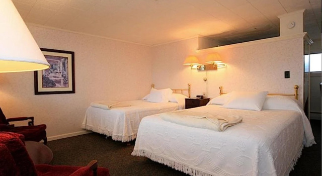 Sea Chambers Motel, Rezerwuj Motel Hotele w New England z basenem, Basen
