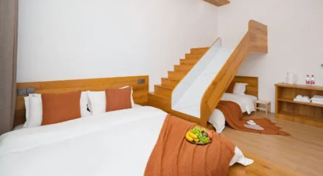 Lulu Coffee Family Camping Fengjiao Homestay (Yunshang Grassland Panda Tribe Adventure Park), Buchen Sie Campingplatz Camping & Glamping in Huzhou, Campingplatz