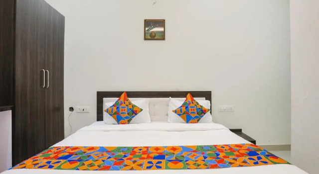 Люкс FabHotel Atharv Palace