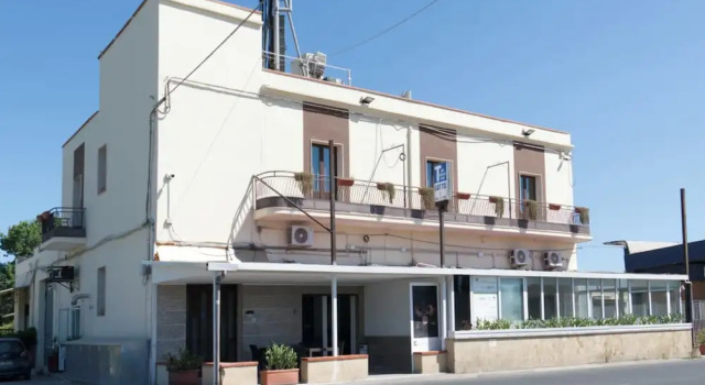 Le Stanze di Archimede, Book Hotel Hotels in Sicily with Parking, Parking