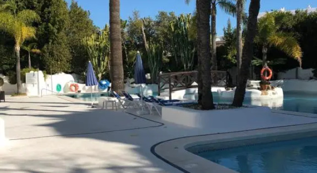 Luxury apartment in La Isla, Puerto Banus
