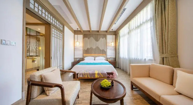 Blossom Hill Yuejingzhuang Hotel, Prenota Hotel Hotel a Jiaxing con parcheggio, Parcheggio