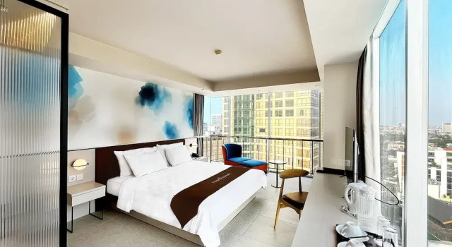 Standard room with city view Midtown Hotel Surabaya