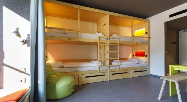 DJH moun10 Jugendherberge - Youth Hostel - membership required, Забронировать Отель Отели Гармиш-Партенкирхен с парковкой, рядом с Канатная дорога Ванкбан, Парковка