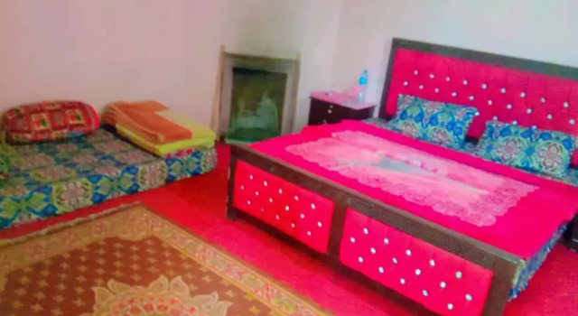 Paradise Hotel & Hillside Cottage Shogra, Забронировать Отель Отели Музаффарабад с завтраком, Завтраки