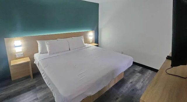 Люкс Econo Lodge