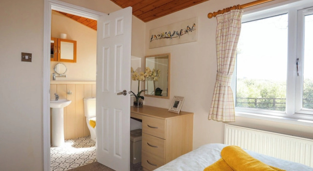 Ffrwd Lodge, Book Feriehus Llanfaelog Anglesey