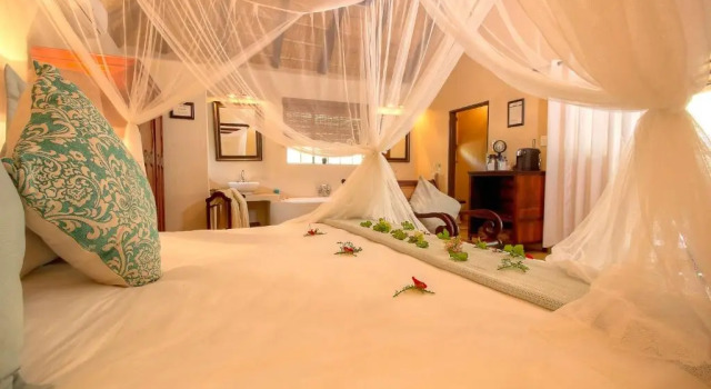 Номер Deluxe Mvuradona Safari Lodge