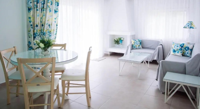 Апартаменты Deluxe Villa Kiza Apartments