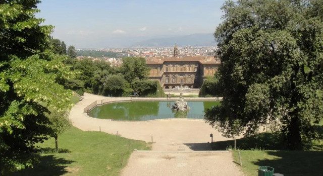 Апартаменты Pitti Glamour Apartment