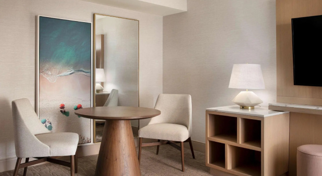 Двухместный люкс с балконом Hilton Santa Monica