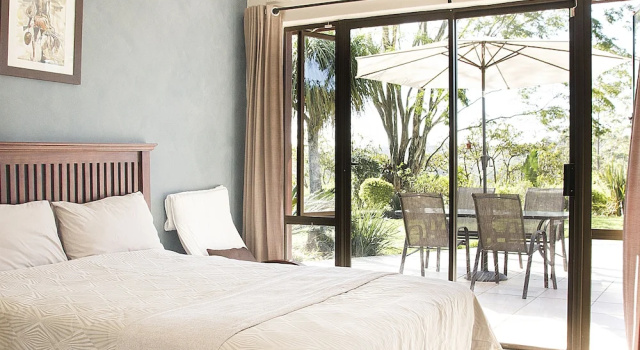 Matusadona Guest Lodge, Reservar Casa de hóspedes Bothas Hill KwaZulu-Natal