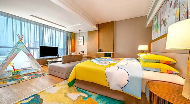 Четырёхместный номер Premium Crowne Plaza Beihai Silver Beach by IHG
