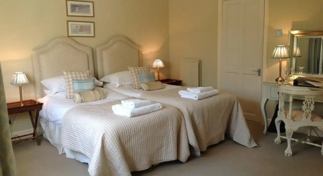 Great Ashley Farm Cottage and Shepherds Huts.