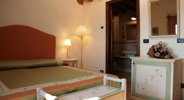 Canonica di Corteranzo, Book Hotel Hoteller i Monferrato med parkering, Parkering