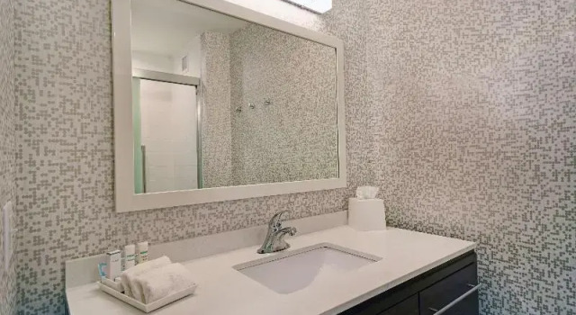Standard Zimmer Home2 Suites By Hilton Beloit