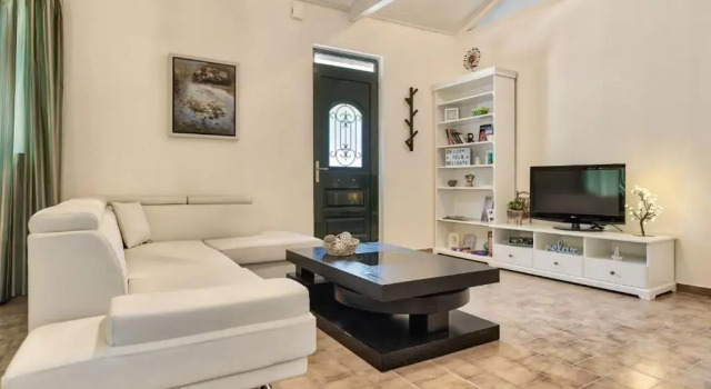 Коттедж с 2 комнатами Villa Canella
