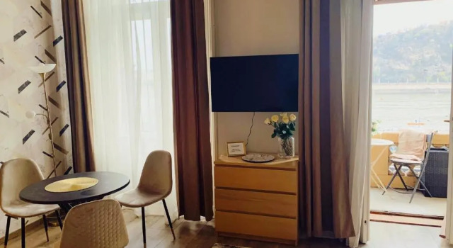 Apartment Marble