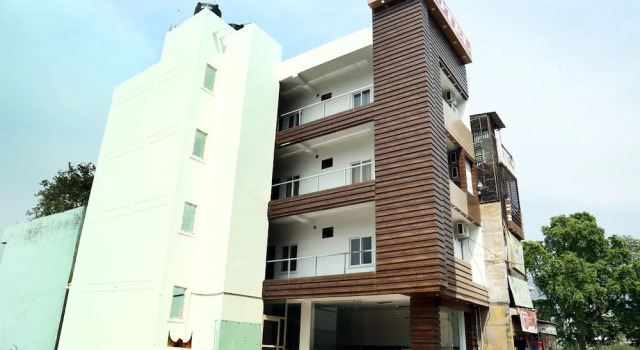 Hotel Namo Gange, Rezervovat Hotel Rišikéš Uttarakhand