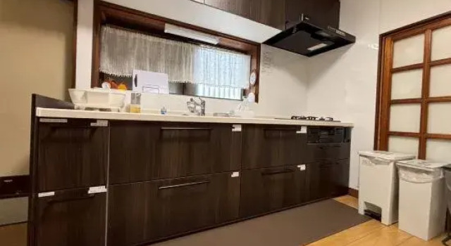 Guesthouse Fukuura, Prenota Hotel Yugawara Kanagawa