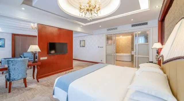 Люкс Dong Zheng International Hotel