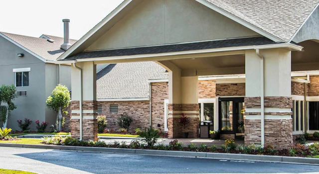 Rodeway Inn at Abercorn, Varaa Hotelli Savannah Georgia