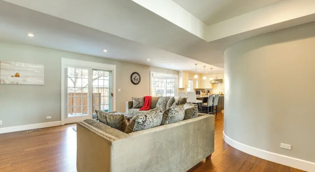 Bike & Kayak: Lakefront Prospect Heights Home, Забронировать Отель Отели Иллинойс 3 звезды, 3*