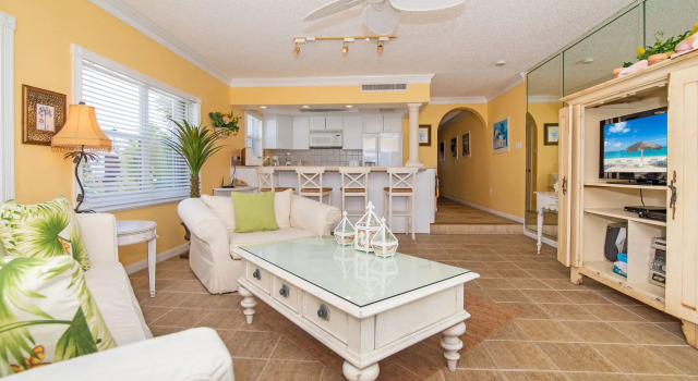 Aqua Bay Club Condos, Κράτηση Ξενοδοχείο West Bay Grand Cayman, κοντά στο Cemetery Beach