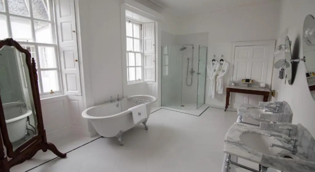 Номер Superior Islay House