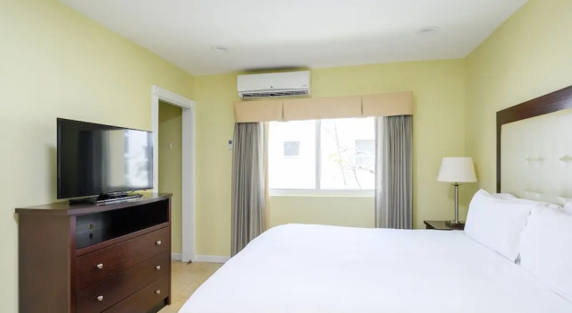 1ivd2066 2 Bedroom Hotel Room, Забронировать Отель Бизнес-отели Форт-Лодердейл, 4* 5*