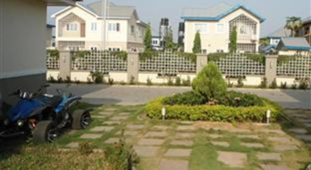 Thornberry Pearl Manor Luxury Suites, Prenota Hotel Hotel a Bwari con parcheggio, Parcheggio