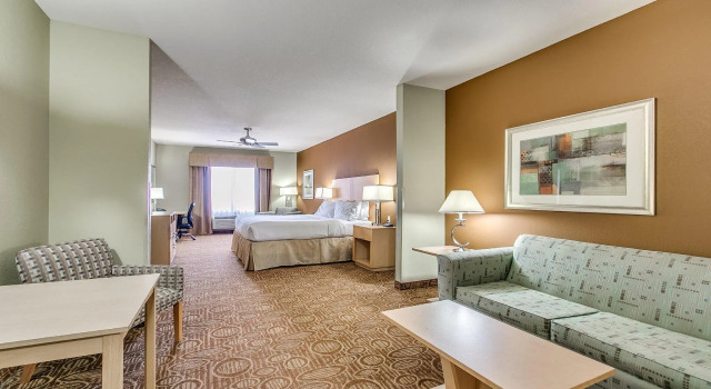 Двухместный номер Standard Holiday Inn Express & Suites Lubbock Southwest   Wolfforth by IHG
